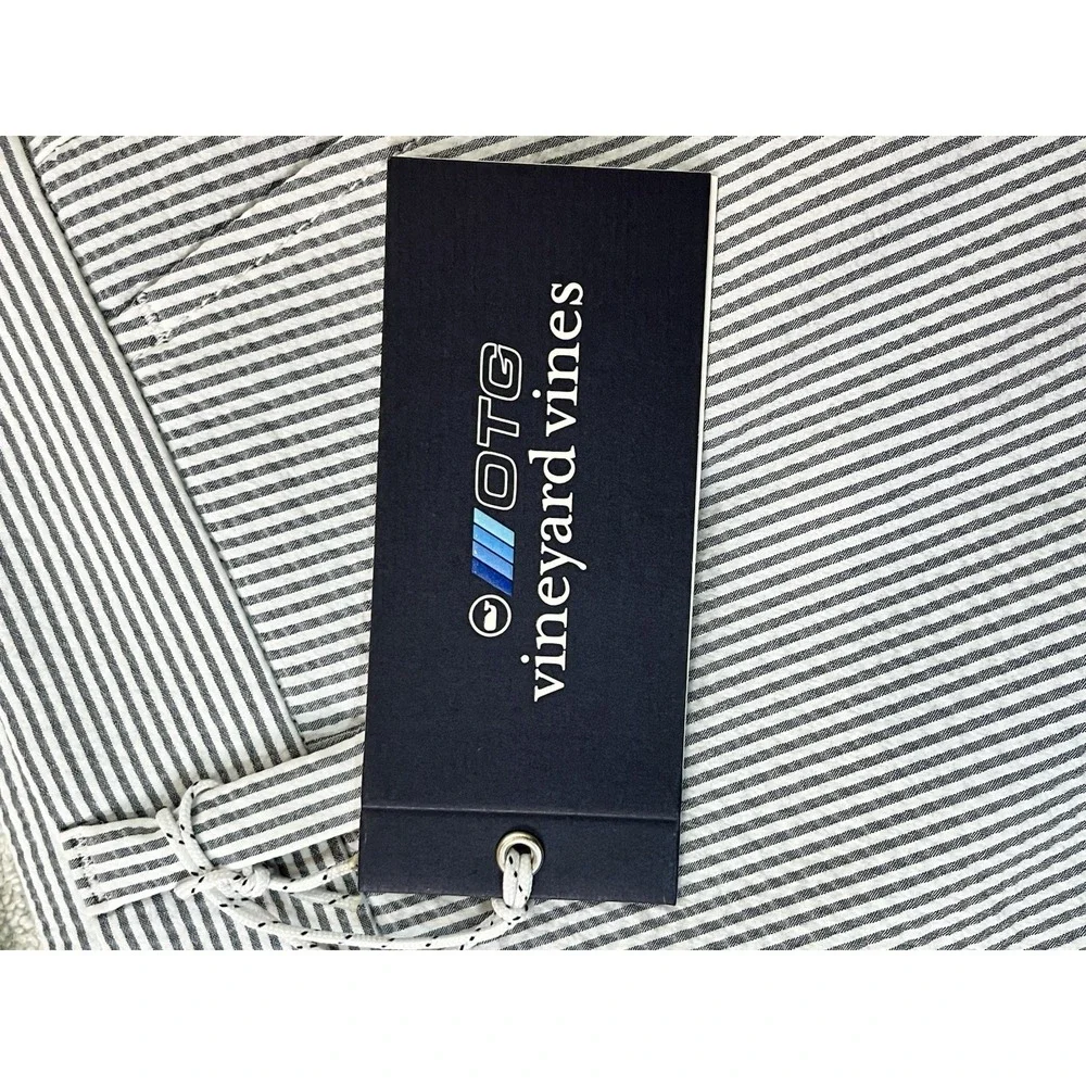 Vineyard Vines On-The-Go Seersucker Shorts Men 33 OTG Performance Navy White NWT